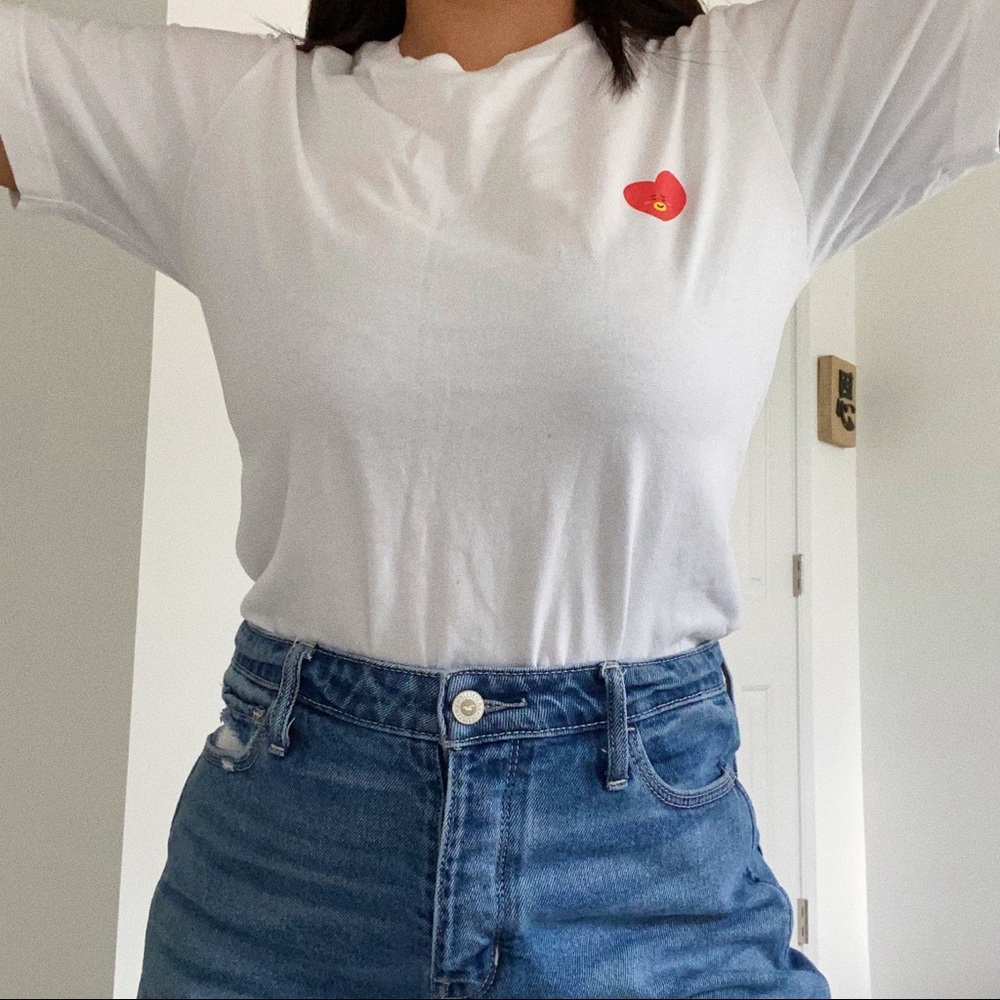 BT21xUNIQULO collab T-shirt TATA
